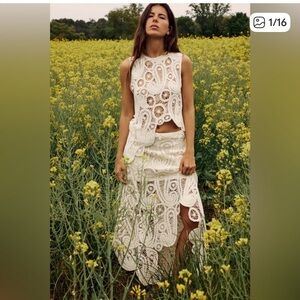 Zara Cream Lace Midi maxi Skirt